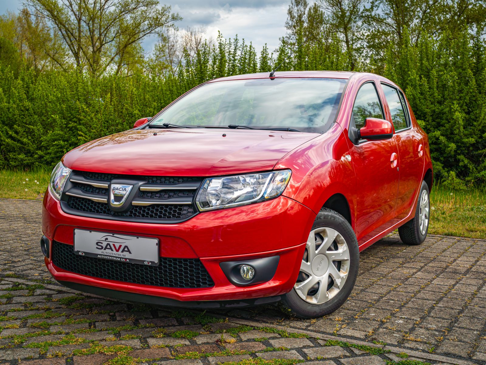Bild: Dacia Sandero II Laureate